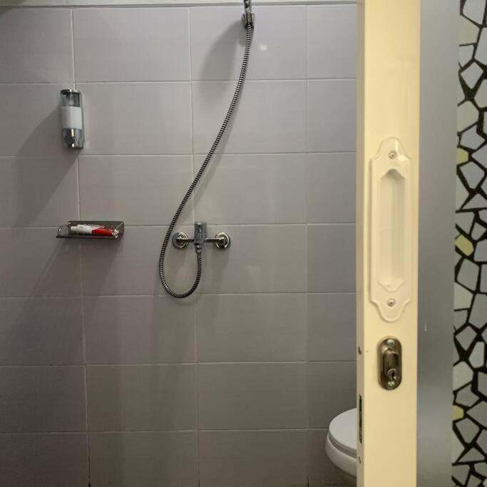 Kayz Villa Batu Dengan Kolam Renang Pribadi Kültér fotó