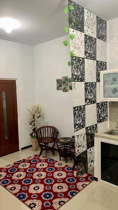 Kayz Villa Batu Dengan Kolam Renang Pribadi Kültér fotó